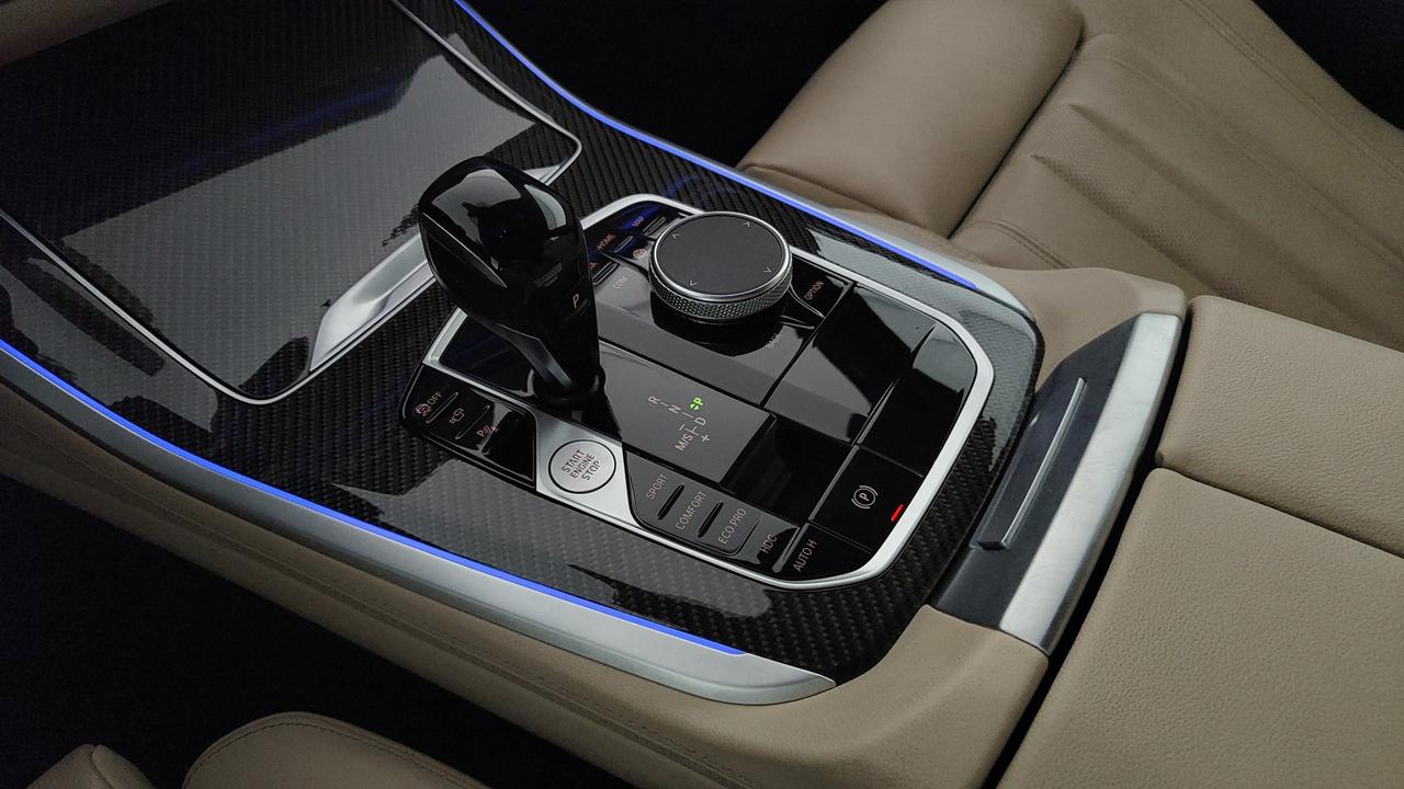 BMW X5 G05 2018 - X5 xdrive30d mhev 48V Msport auto