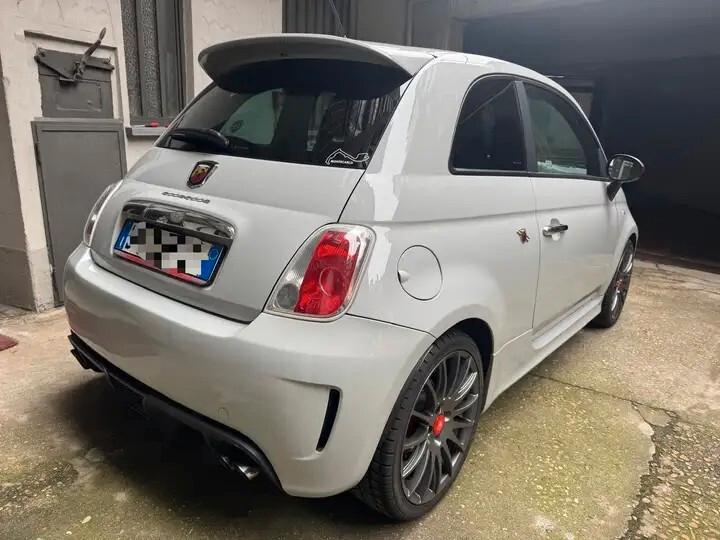 Abarth 500 1.4 Turbo T-Jet 160cv