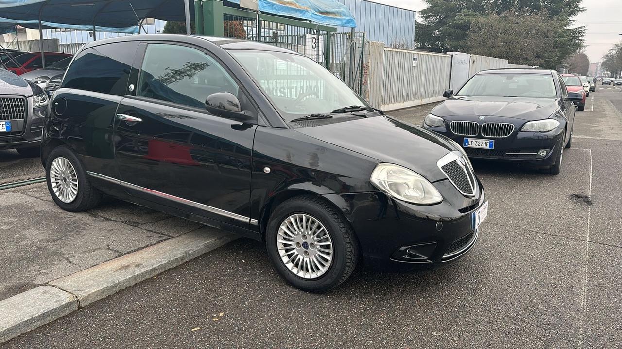Lancia Ypsilon 1.2 GPL