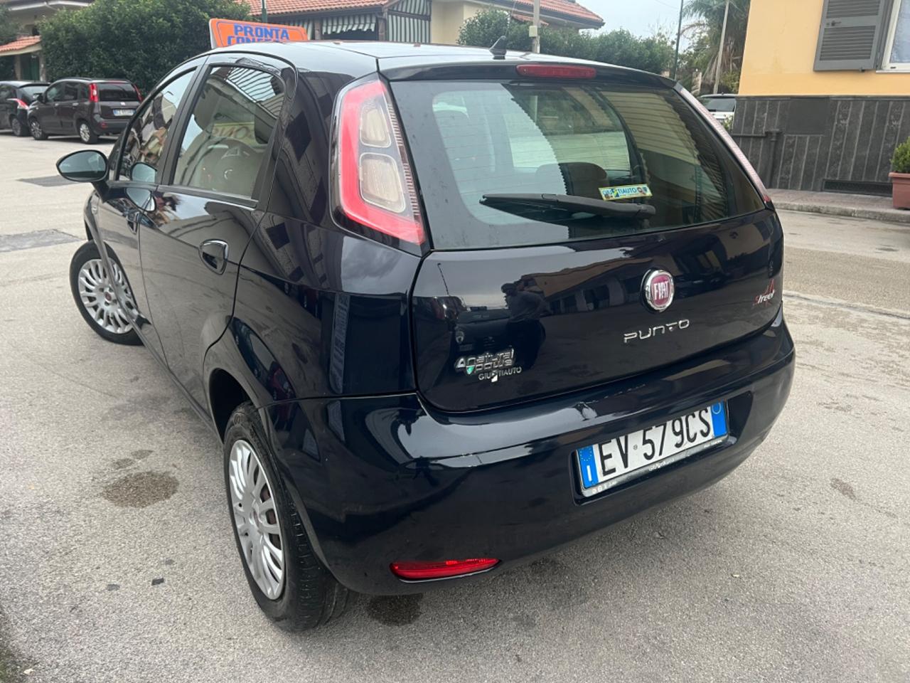 Fiat punto street 1.4 benzina/metano Anno 2015