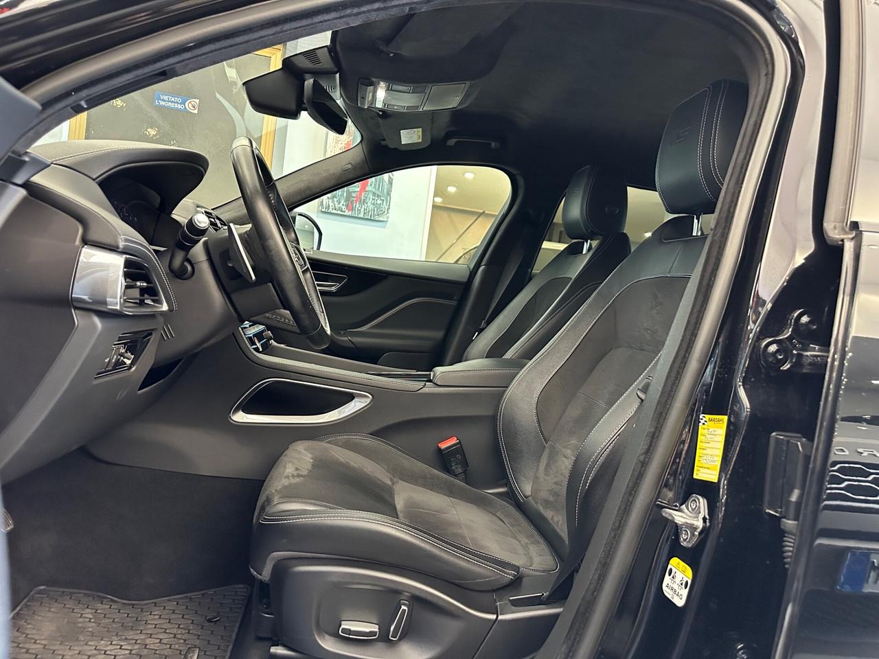 Jaguar F-Pace 3.0 D 300 CV AWD aut. 300 Sport iva esposta