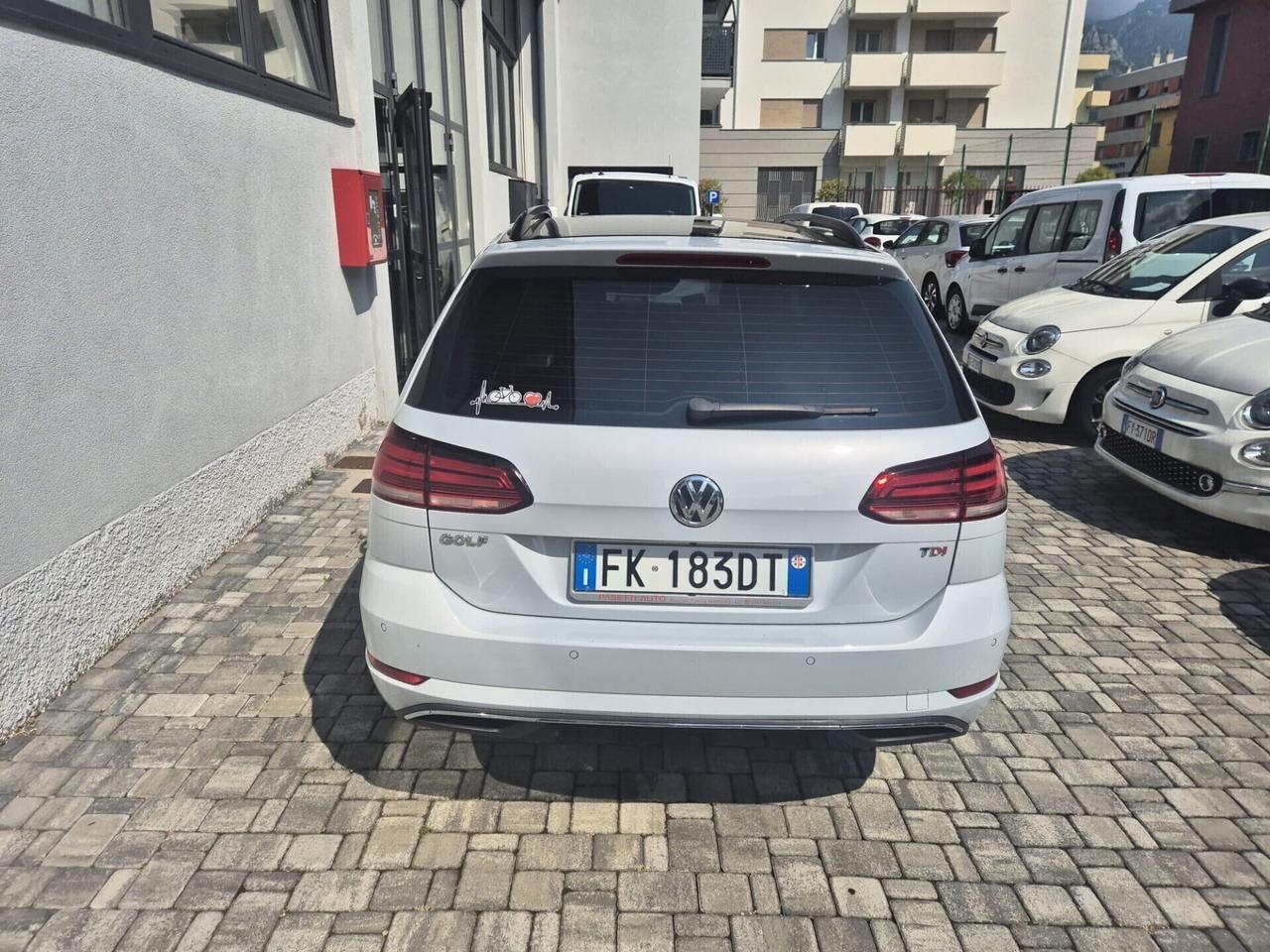 Volkswagen Golf Variant 1.6 TDI 110 CV 5p. Executi