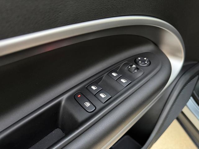 JEEP Avenger 100CV SUMMIT+LED AMBIENT+18'+RCAM+LED+PELLE