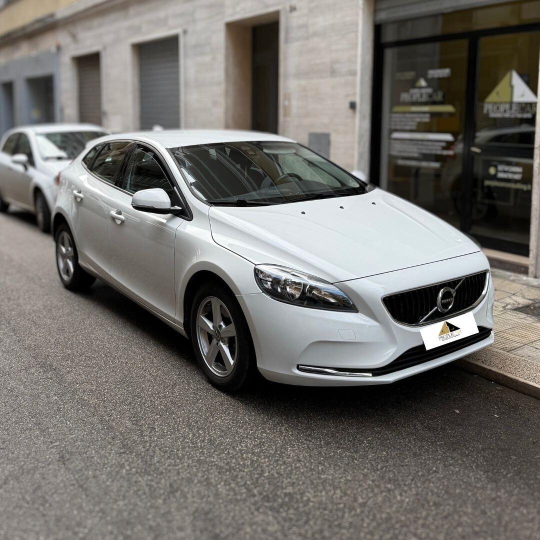 Volvo V40 D2 Business 2016