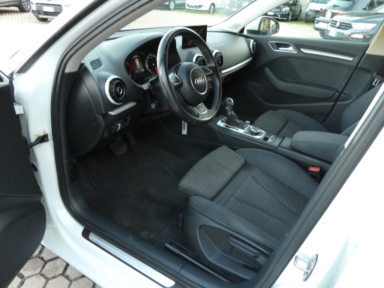 Audi A3 1.6 TDI clean diesel S tronic Ambition OK NEOPATENTATI