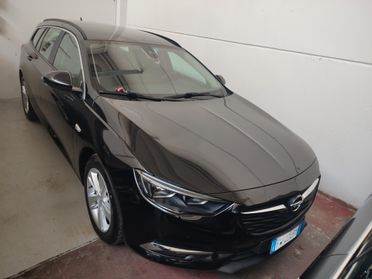 OPEL INSIGNIA 2019 EURO6D 1.6DIESEL AUTOMATICA GARANZIA 12MESI