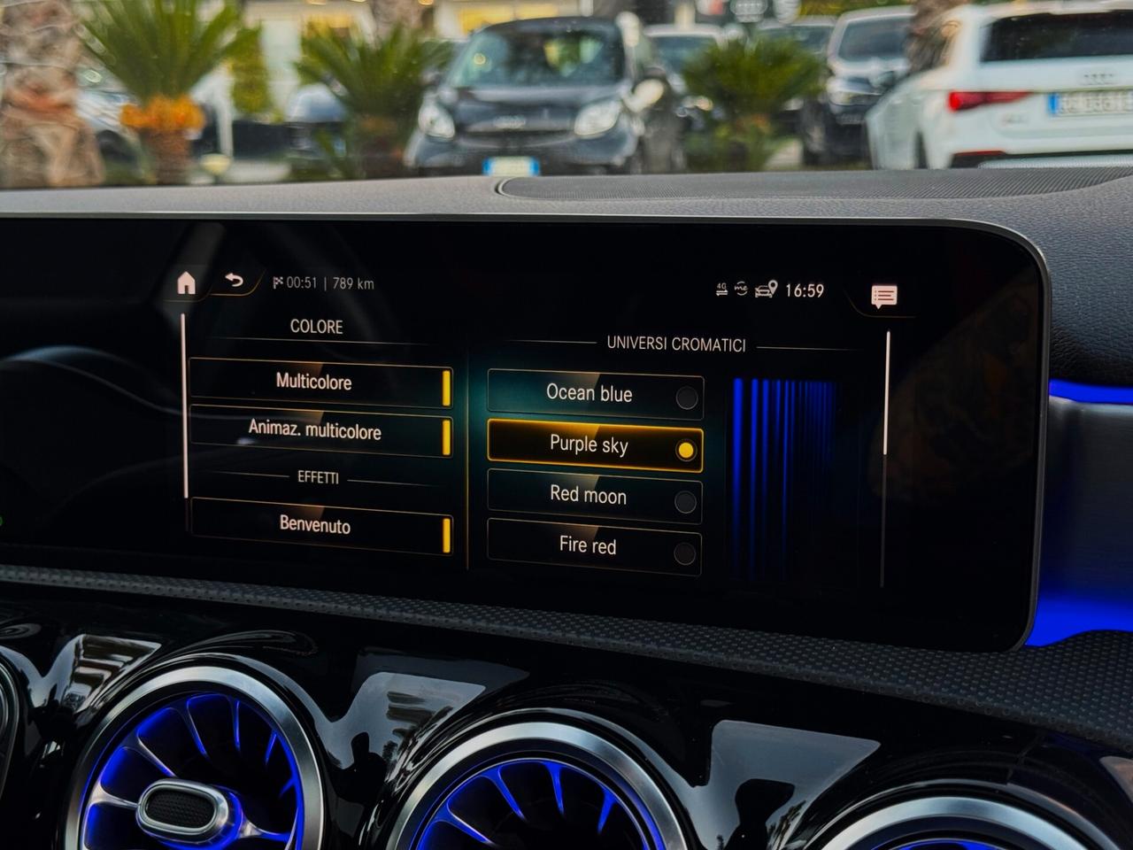 Mercedes-Benz A 180 d Premium AMG TETTO BURMESTER