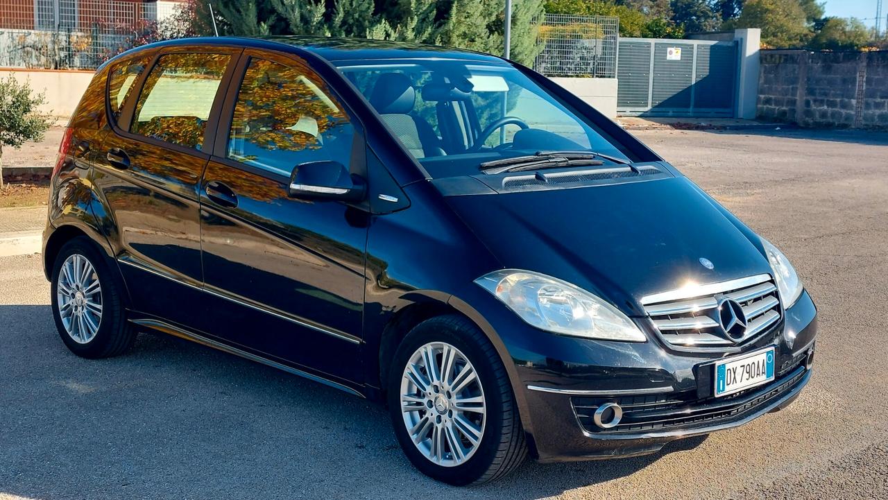 Mercedes A 180 CDI Avantgarde automatica