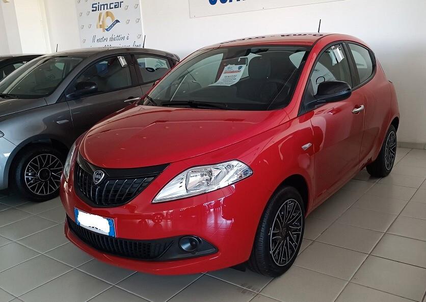 Lancia Ypsilon 1.0 FireFly 5 porte S&S Hybrid Oro