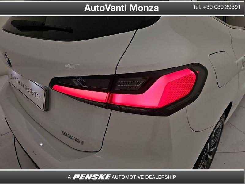 BMW Serie 2 Active Tourer 220i Active Tourer mhev 48V Msport auto