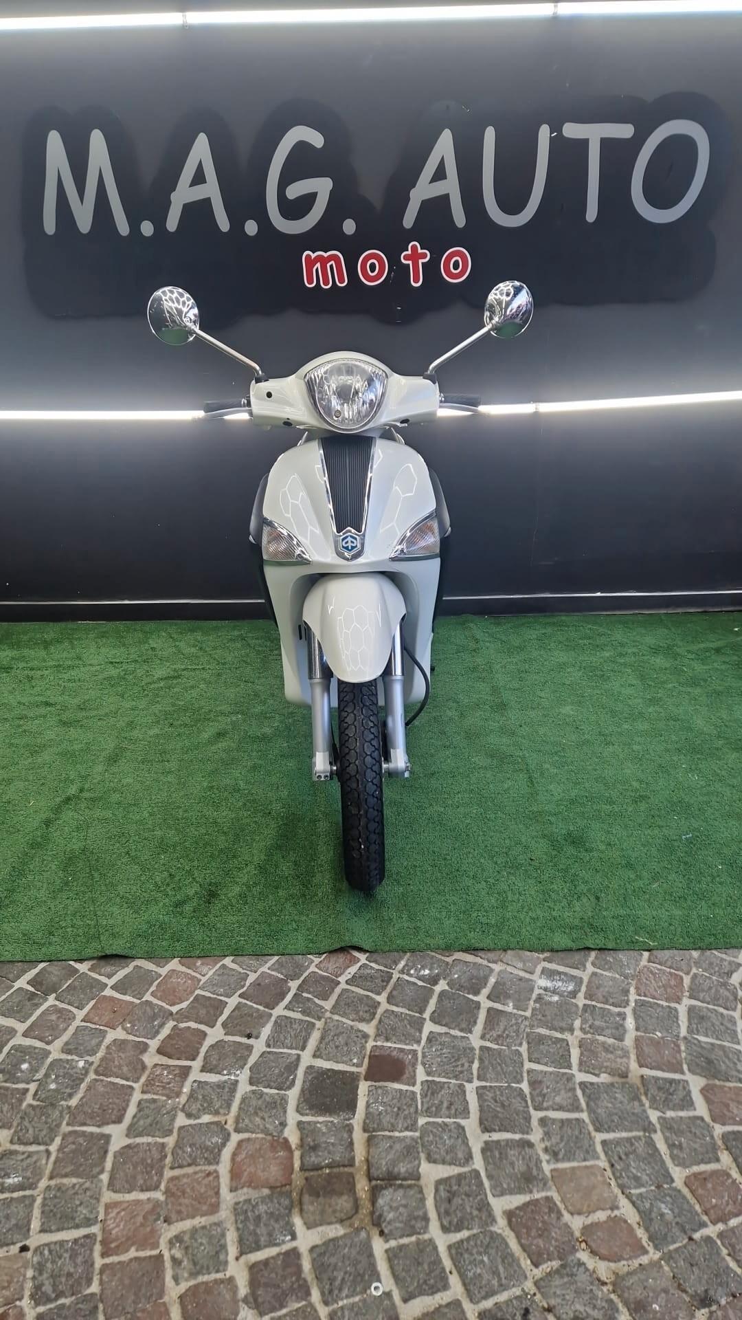 Piaggio Liberty S 125