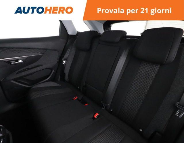 PEUGEOT 3008 BlueHDi 130 S&S Active