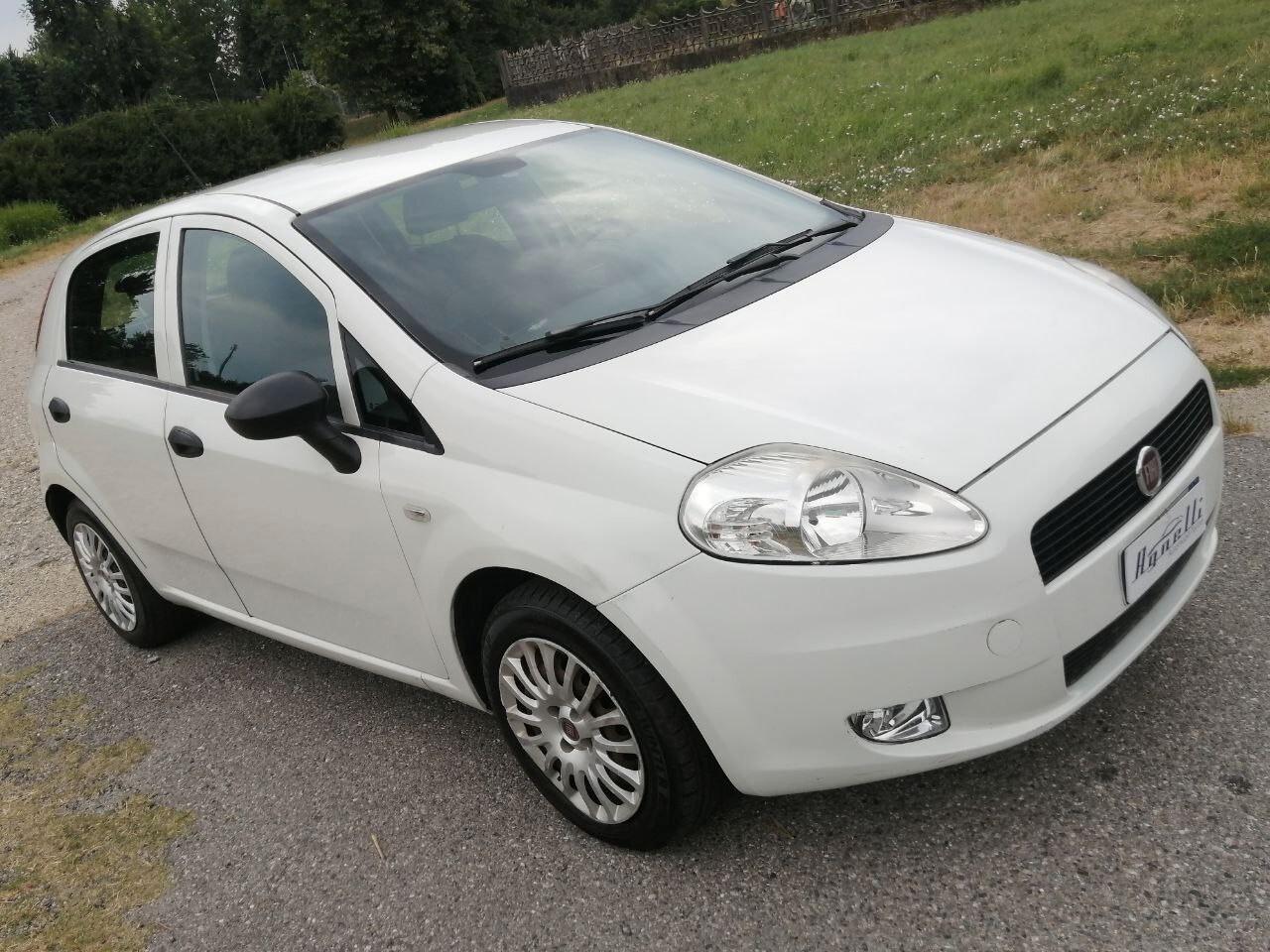 Fiat Grande Punto 1.3 MJT 75 cv 5P Neopatentati