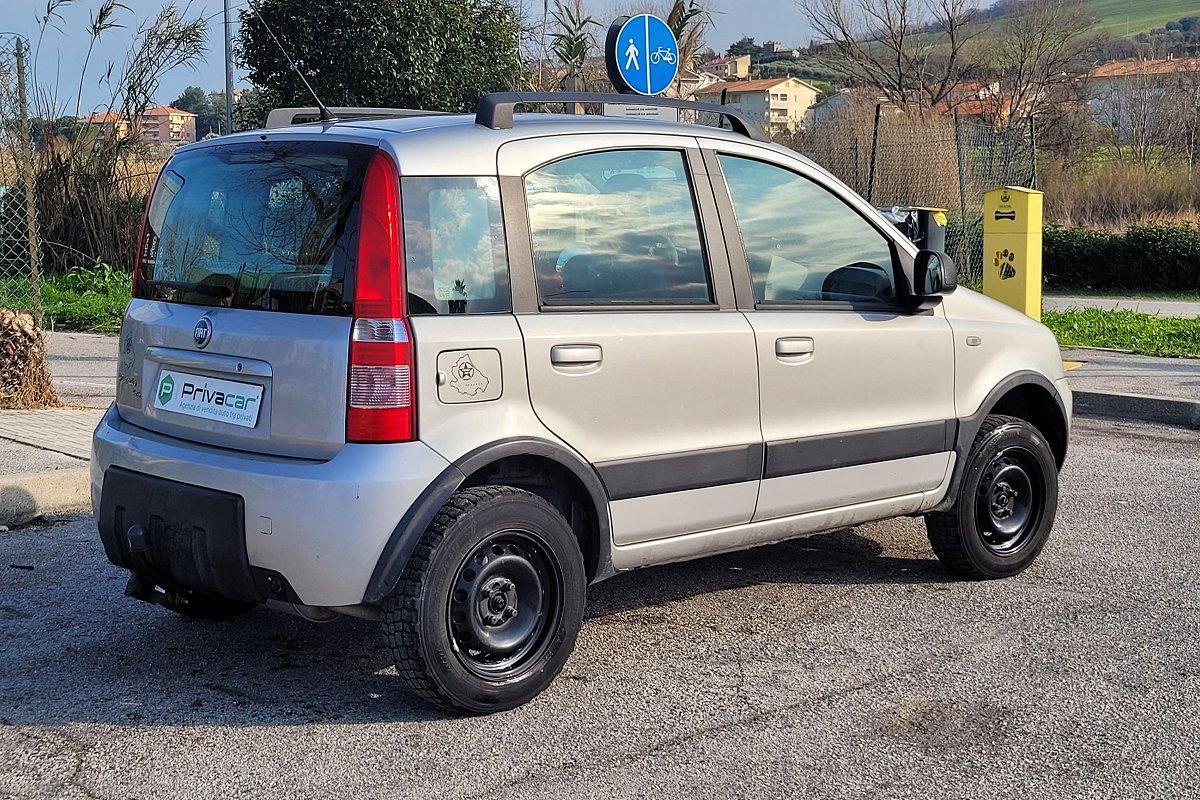 FIAT Panda 1.2 4x4 Climbing