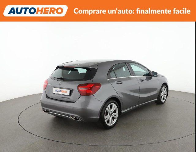 MERCEDES-BENZ A 180 d Sport