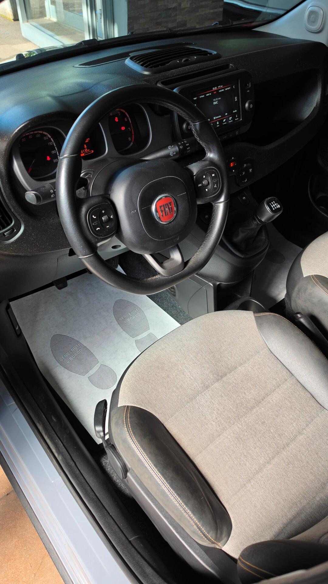 Fiat Panda 1.0 FireFly S&S Hybrid City Cross