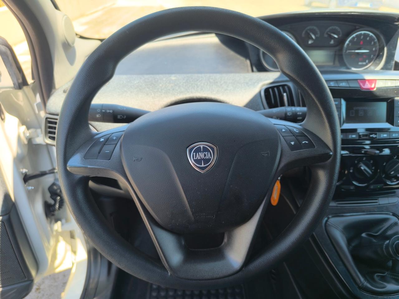 Lancia Ypsilon 1.2 69 CV 5 porte GPL Ecochic Gold 1 PROPRIETARIA