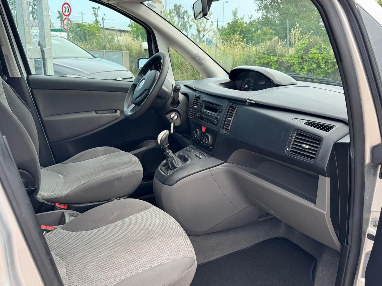 Fiat Idea 1.2 16V BlackLabel Neopatentati