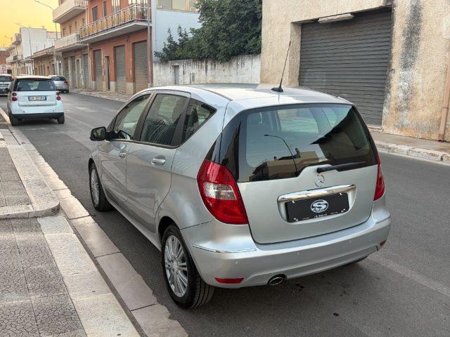 MERCEDES-BENZ A 180 CDI Aut. Elegance