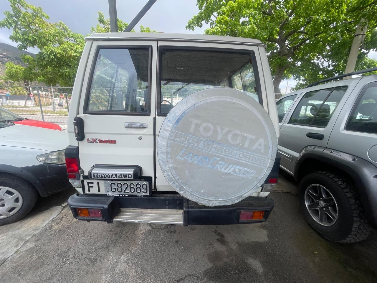 Toyota Land Cruiser II 2.4 turbodiesel SW LJ70 LX
