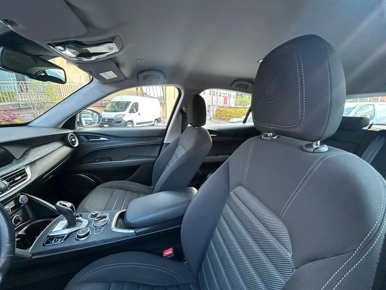 Alfa Romeo Stelvio 2.2 Turbodiesel 190 CV AT8 Q4 Business