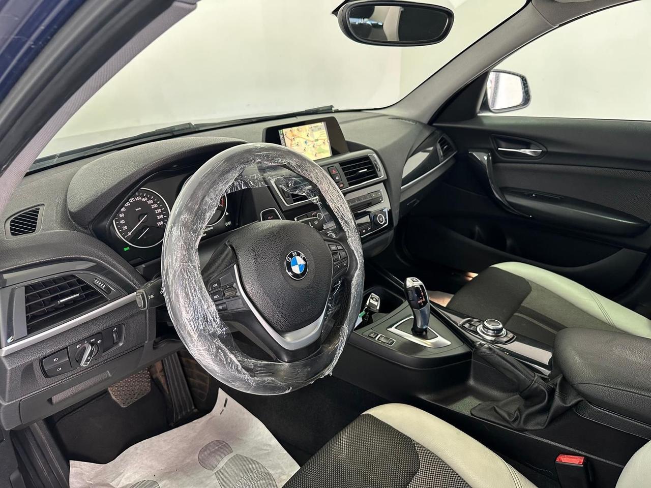 Bmw 118 118d 5p-AUTOMATICA-GARANTITA-LED-2017