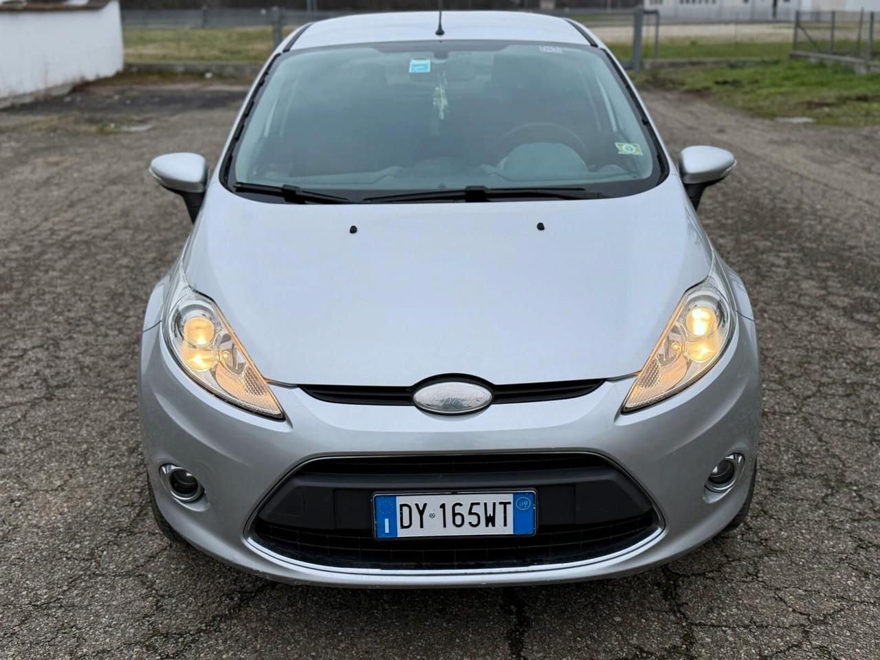 Ford Fiesta 1.4 5 porte GPL Titanium