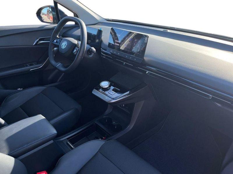 MG MG4 ELETTRICA EDU 64KWH EV LUX Pebble Black