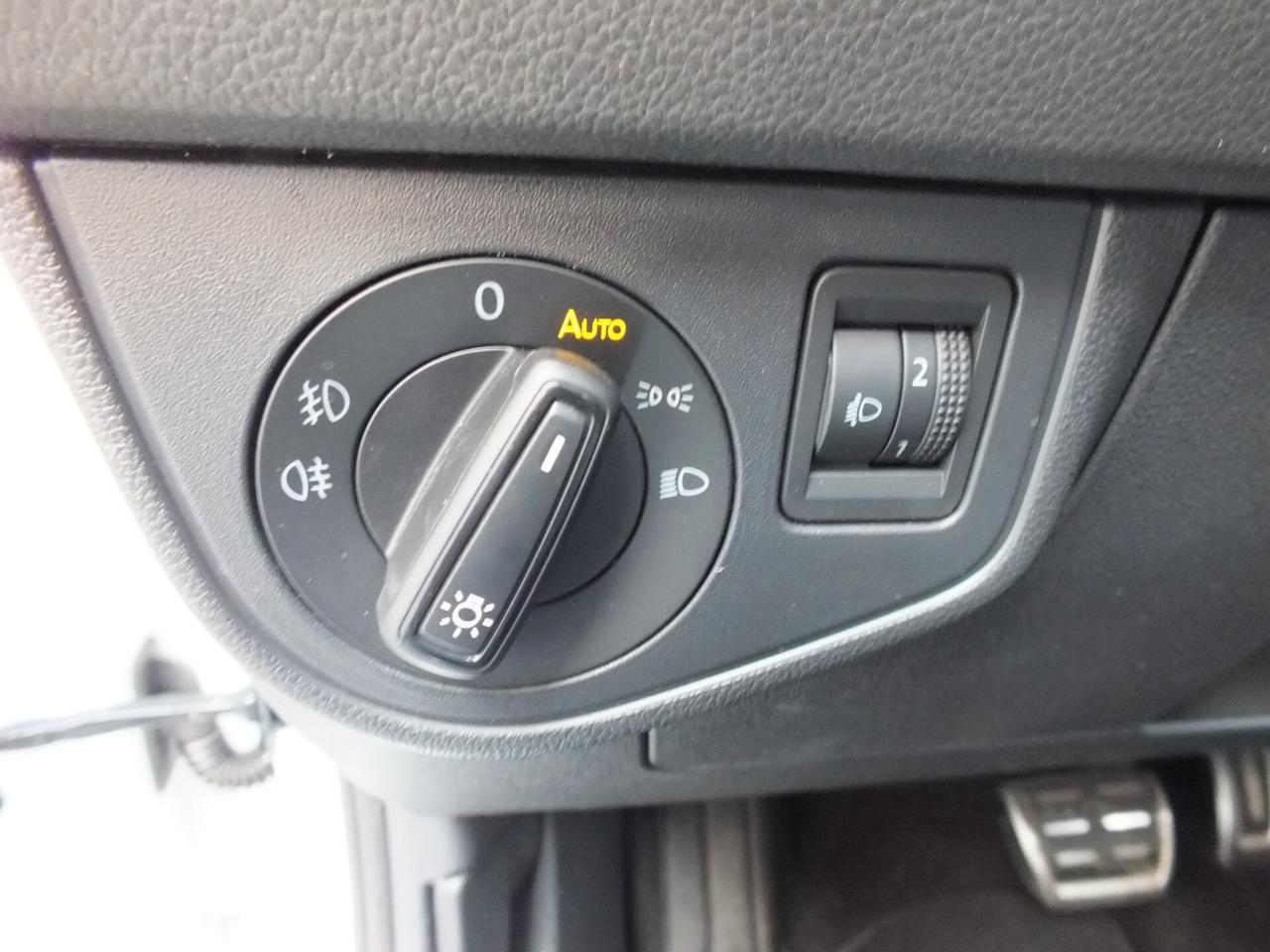 VW TAIGO TSI 110 CV DSG R-LINE -TETTO ADAPTIVE CRUIS C.