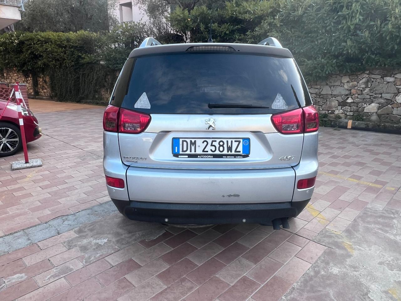 Peugeot 4007 2.2 HDi 156CV Féline