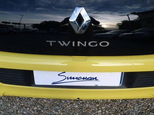 RENAULT Twingo SCe EDC Lovely