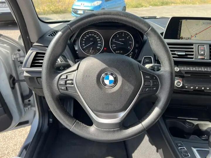 Bmw 118 118d 5p. Urban