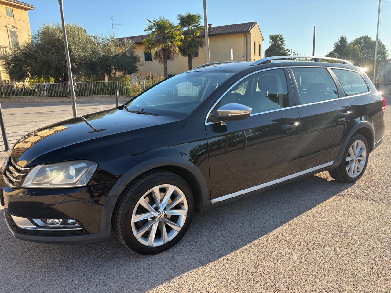 Volkswagen Passat Alltrack 4x4 .2.0 tdi anno 2014