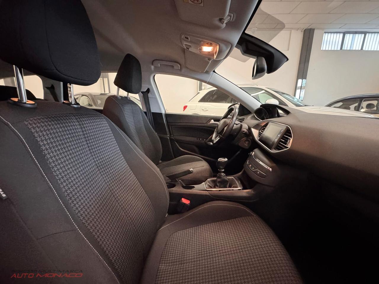 Peugeot 308SW BlueHDi 100cv Business 2019