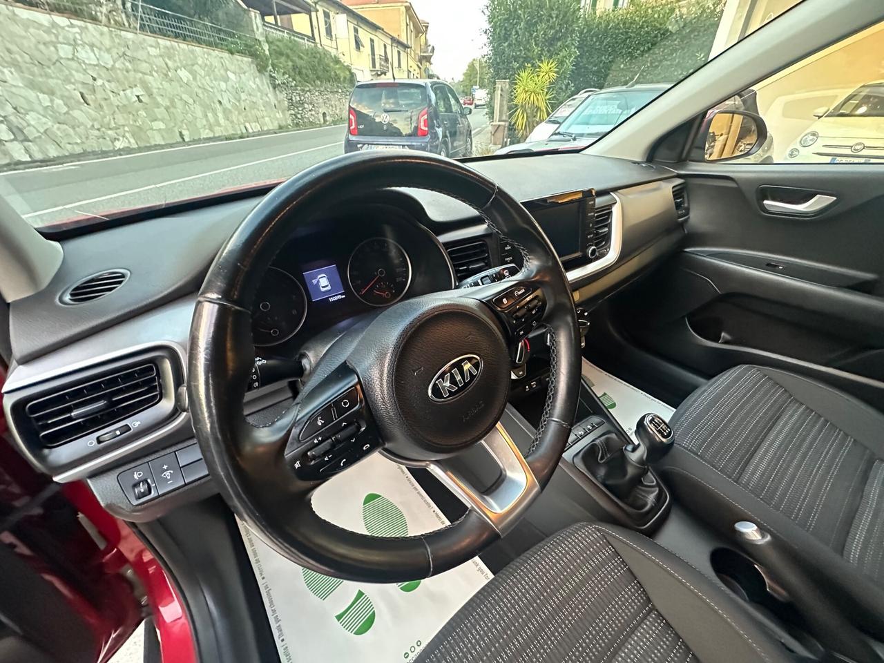 Kia Stonic 1.4 MPI 100 CV Urban
