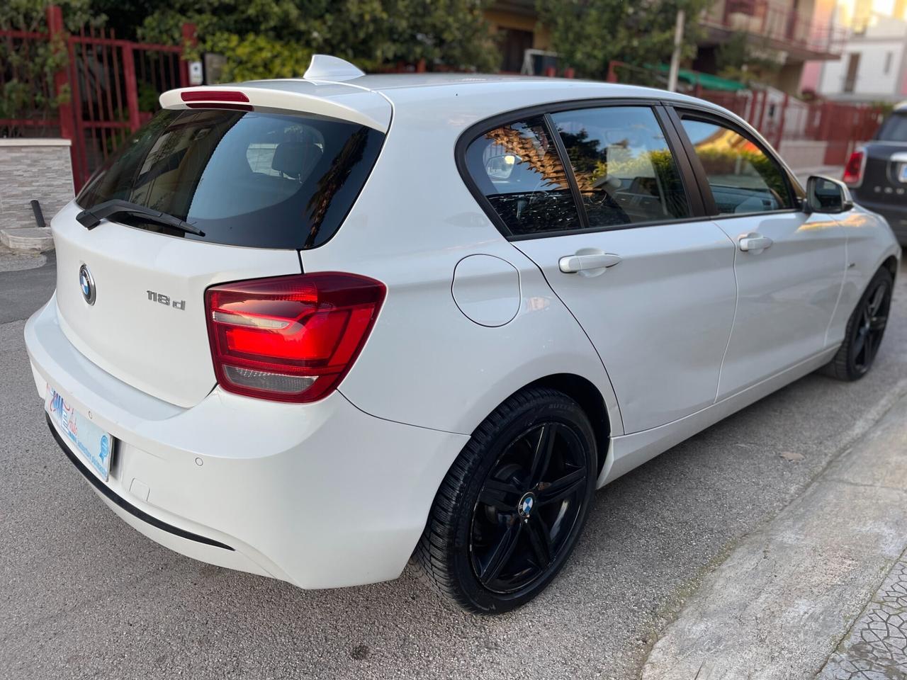 Bmw 118 118d 5p. Sport