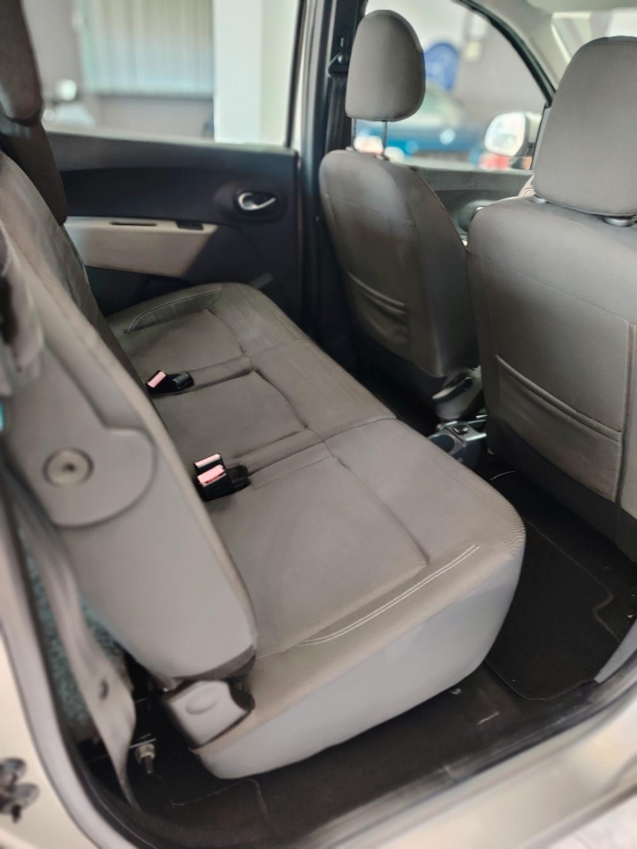 Dacia Lodgy 1.6 8V 85CV 5 posti Ambiance