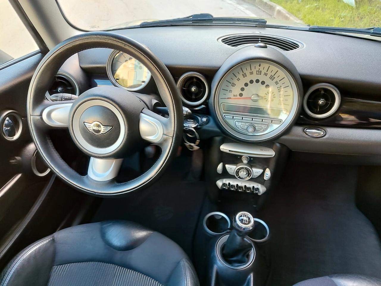 Mini Cooper D 1.6 DIESEL 2008!!