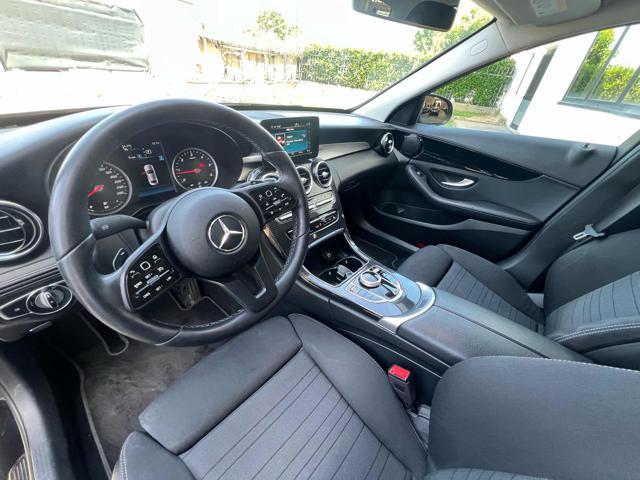 MERCEDES-BENZ C 180 d Auto Premium