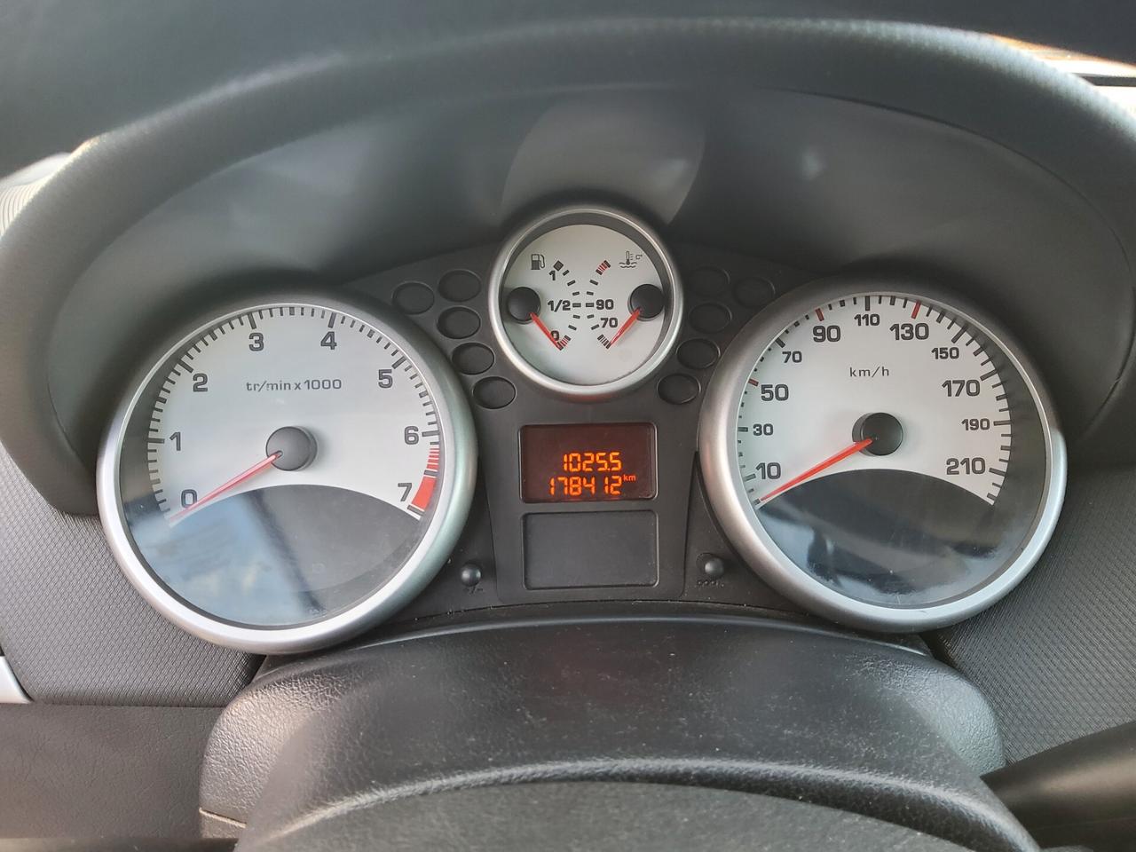 Peugeot 207 1.4 VTI GPL 95CV