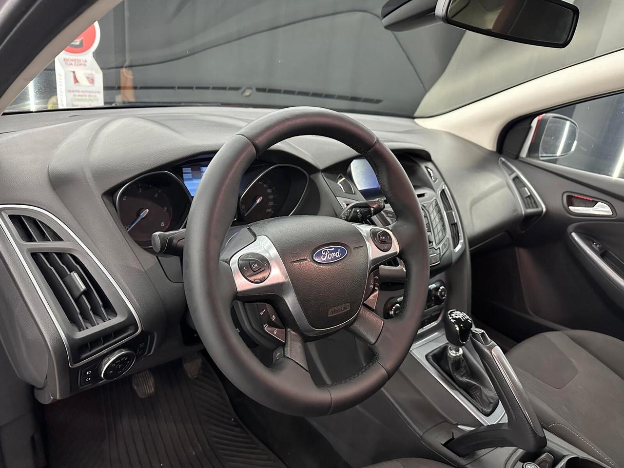 Ford Focus 5p 1.8 tdci Titanium *MOTORE REVISIONATO*