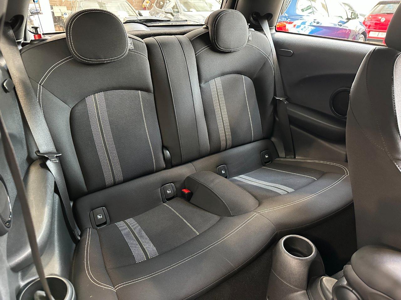 Mini 3 Porte Cooper SE Classic Full Electric Auto - LED-16"-Camera-Keyless-Carplay-IVA