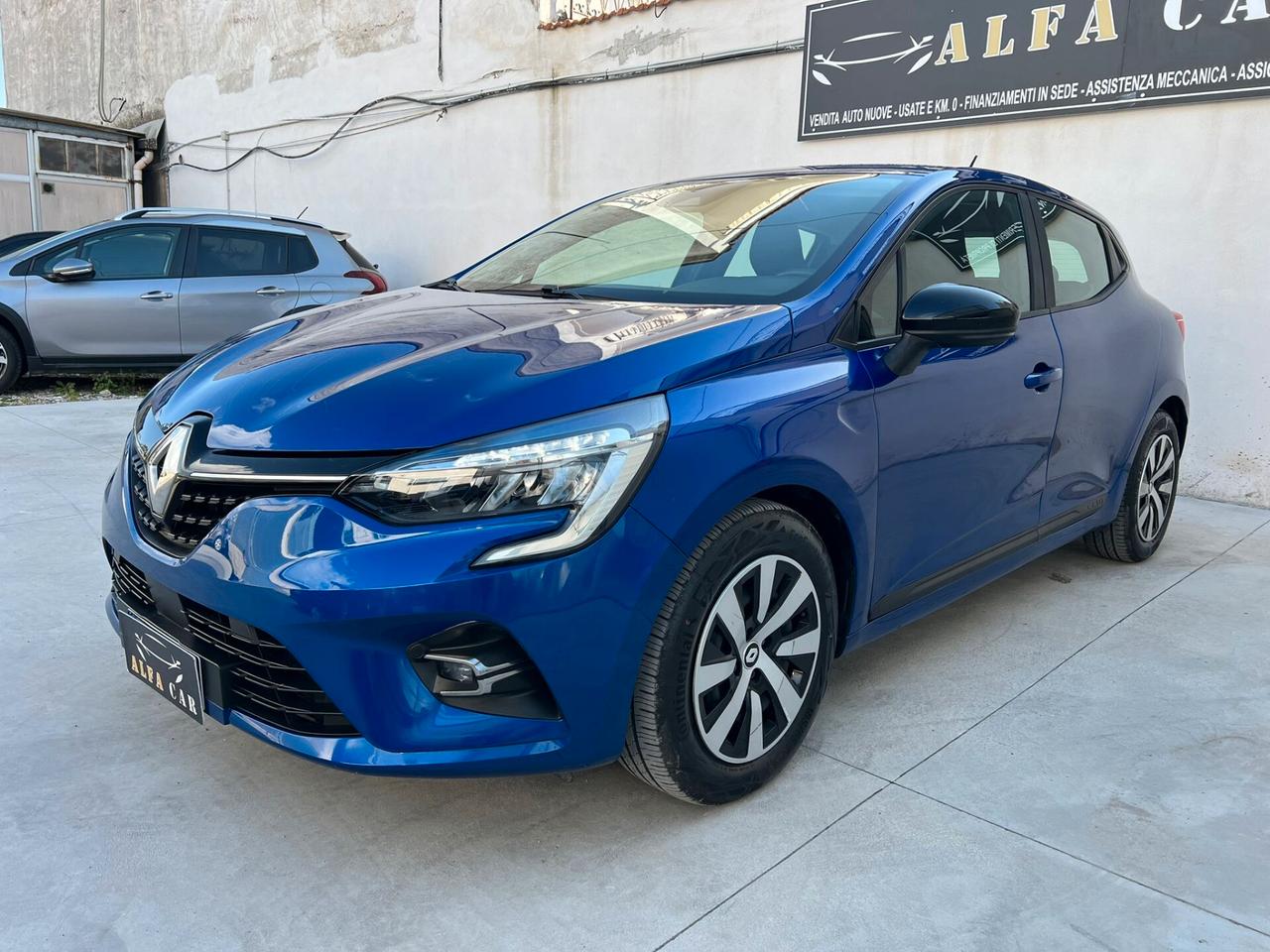 RENAULT CLIO 1.6 E-Tech 145 CV 2023!!! EQUILIBRE!!!