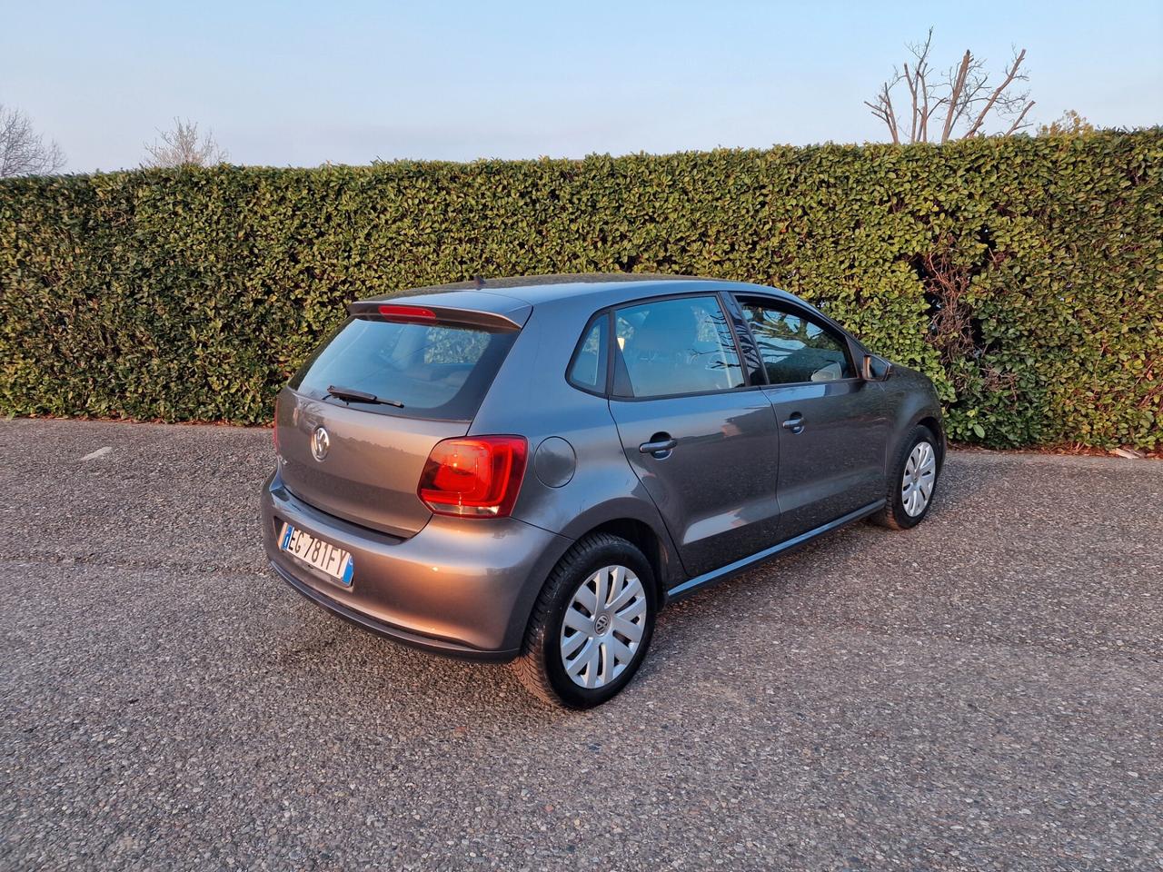 Volkswagen Polo 1.2 70cv 5p 99000km