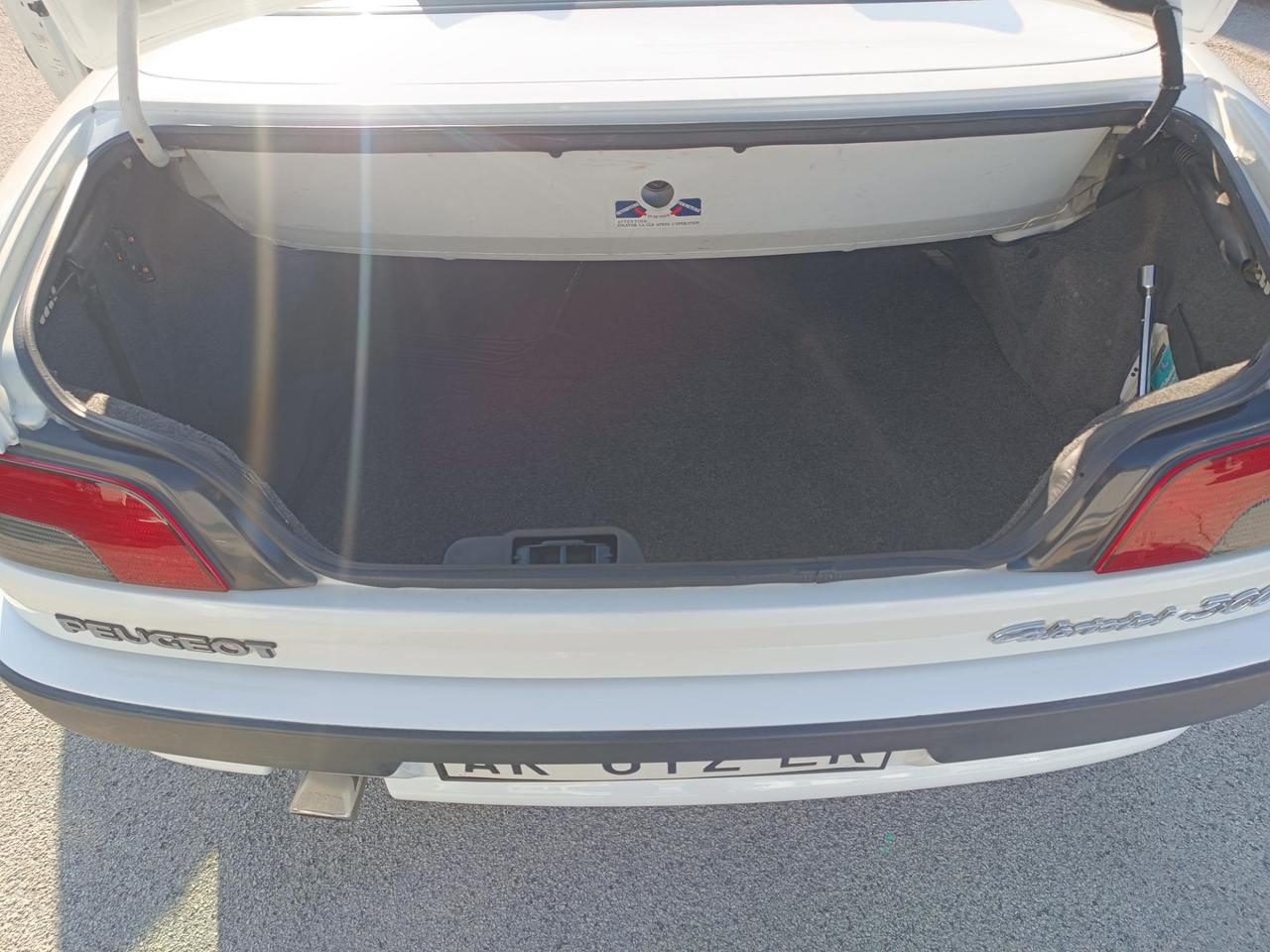 Peugeot 306 Cabrio 1.8 (best)