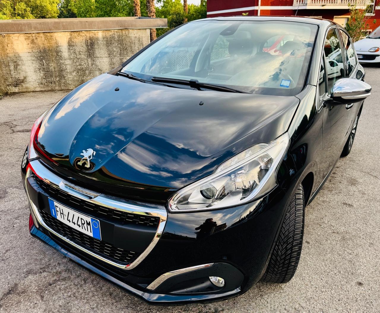 Peugeot 208 BlueHDi 75 5 porte Allure