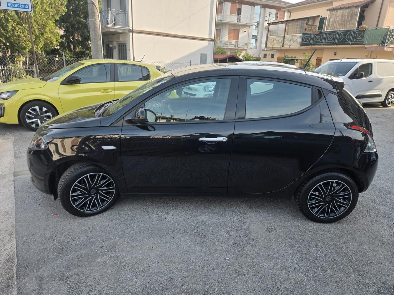 LANCIA YPSILON GOLD 1.0 70 cv HYBRID -PROMO OTTOBRE GA FIN&SAFE-