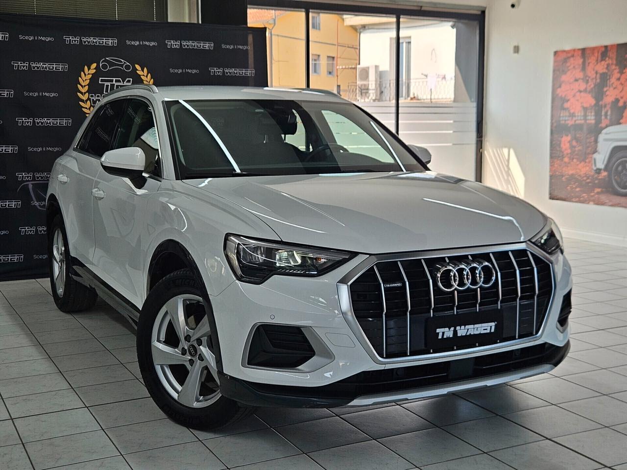 Audi Q3 35 2.0 tdi Business quattro s-tronic