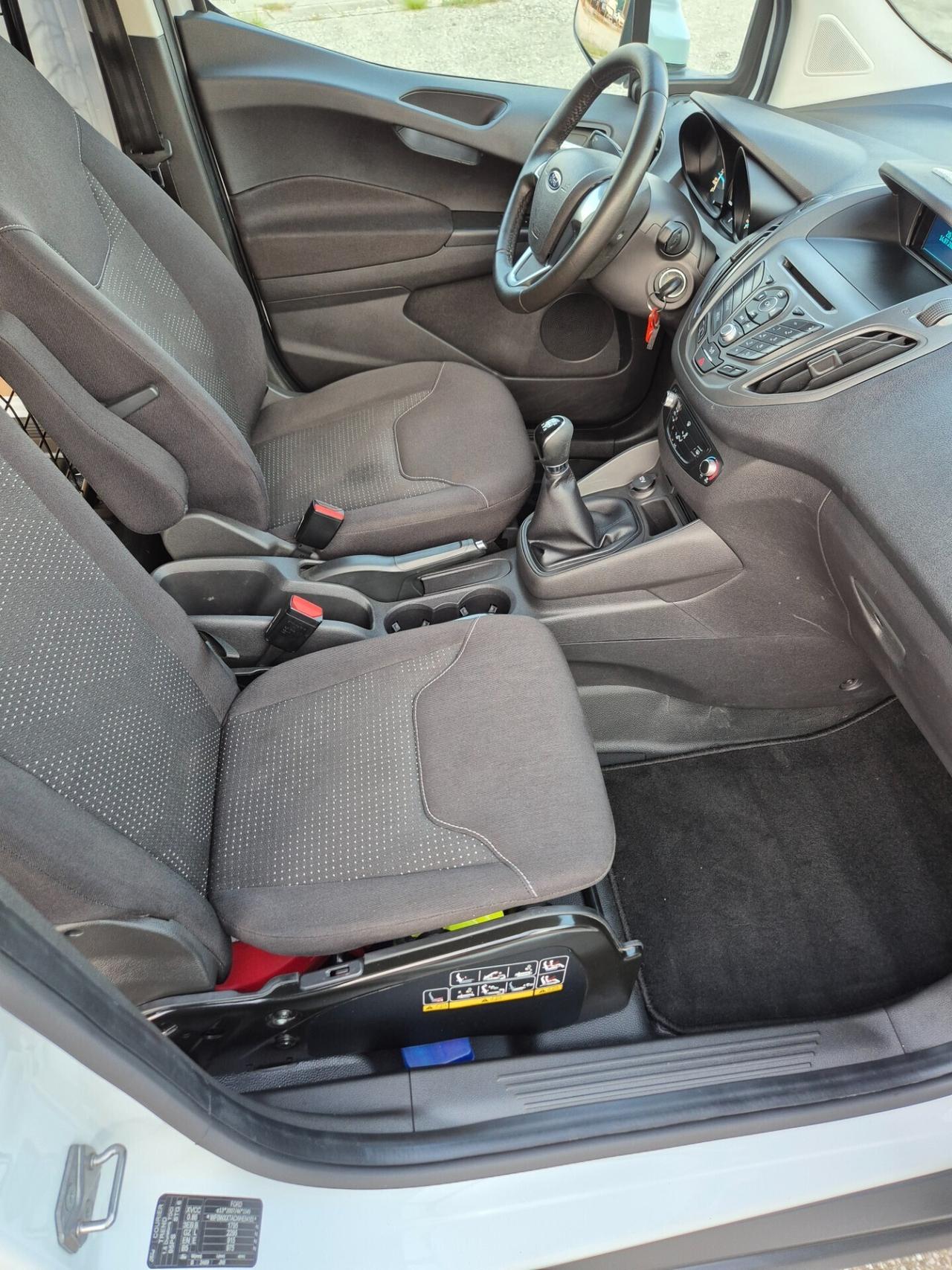 Ford Transit Courier 1.5 TDCi 95CV Van Trend