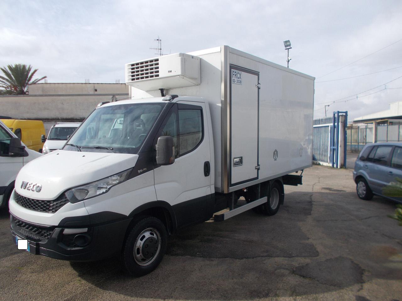 Iveco daily 35c15 anno 2016 frigo atp 02/28